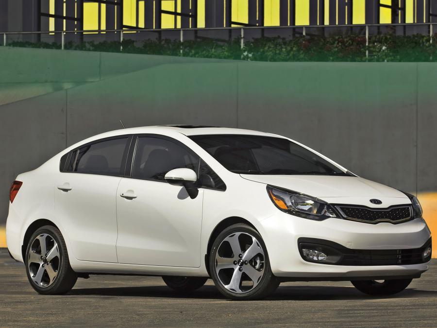  Kia Rio Sedan 2011 года  (US) (фото 5 из 22)